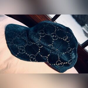 Gucci GG DEEP NAVY BLUE Velvet Baseball Cap